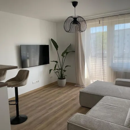 Neue Stilvolle 2-zimmer Im Zentrum Von