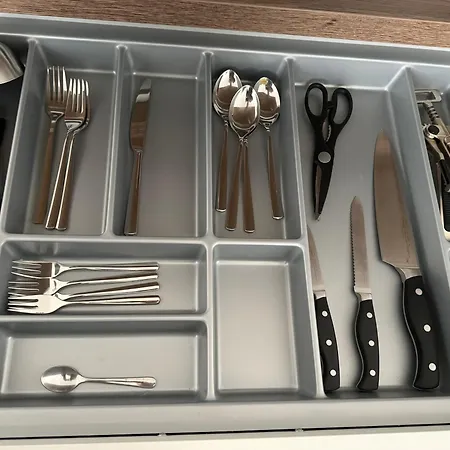 Apartment Neue Stilvolle 2-zimmer Im Zentrum Von *