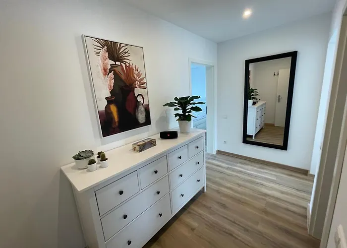 Neue Stilvolle 2-zimmer Im Zentrum Von Apartamento